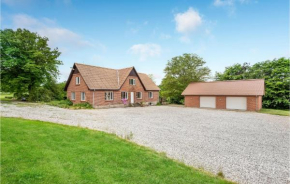 5 Bedroom Lovely Home In Grenaa Bønnerup Strand